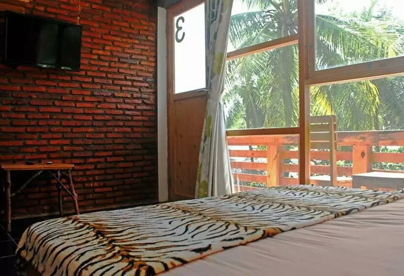 Majatalo Pondok Cowet Batu Karas