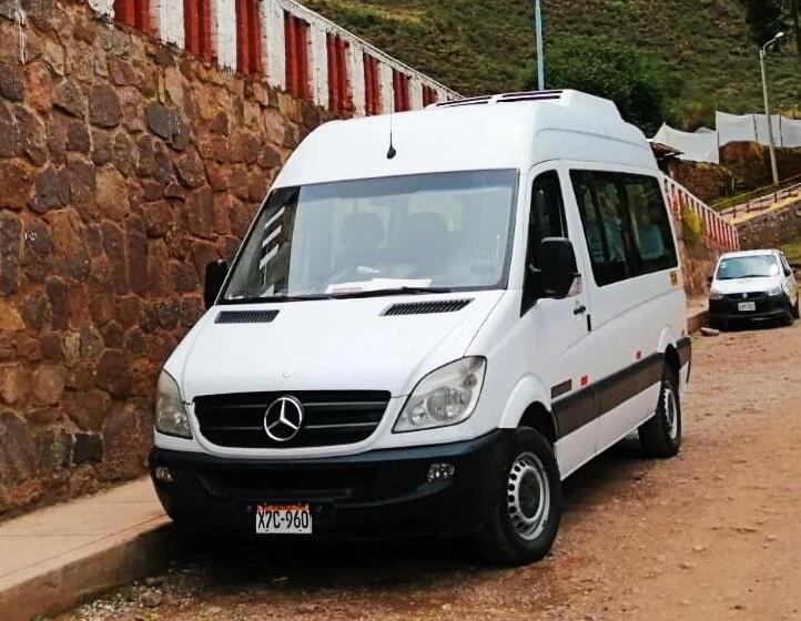 بنسيون The Andean Rooftop Guesthouse