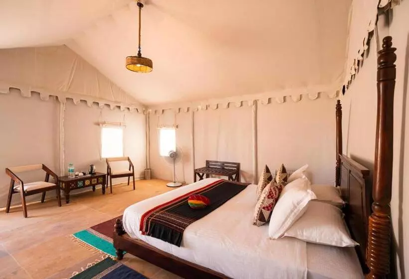 Resort Helsinki Desert Camp