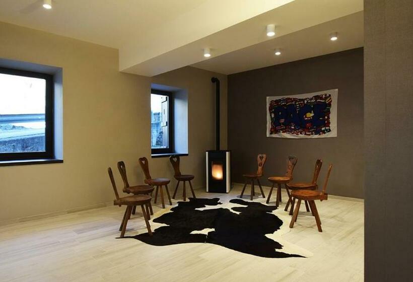 Общежитие La Meira Sermig Casa Ferie