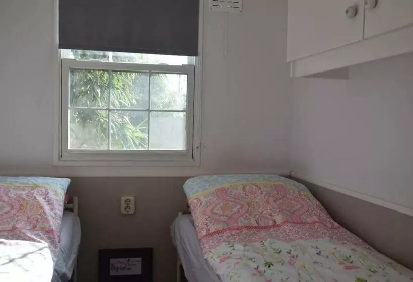 Aamiaismajoitus (B&B) Chalet Heggemus Oisterwijk