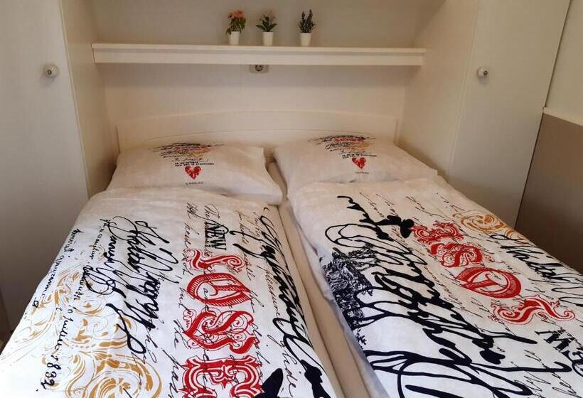 住宿加早餐  Chalet Heggemus Oisterwijk