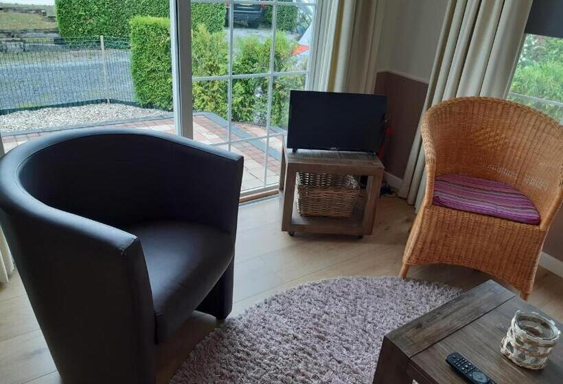 住宿加早餐  Chalet Heggemus Oisterwijk