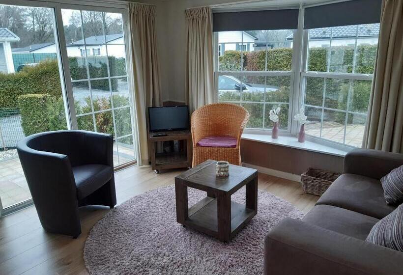 住宿加早餐  Chalet Heggemus Oisterwijk