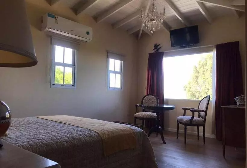 Aamiaismajoitus (B&B) Valle Dorado Sierra De Los Padres