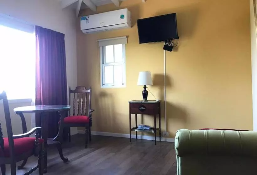 Aamiaismajoitus (B&B) Valle Dorado Sierra De Los Padres