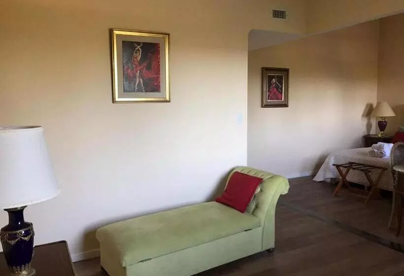 Aamiaismajoitus (B&B) Valle Dorado Sierra De Los Padres