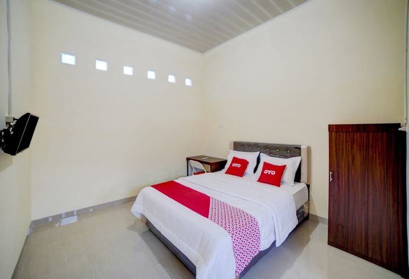 Hotel Reddoorz At Shine Guest House Tebing Tinggi