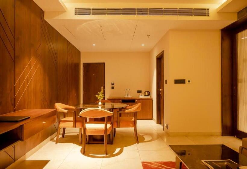 בית מלון כפרי Pahadi