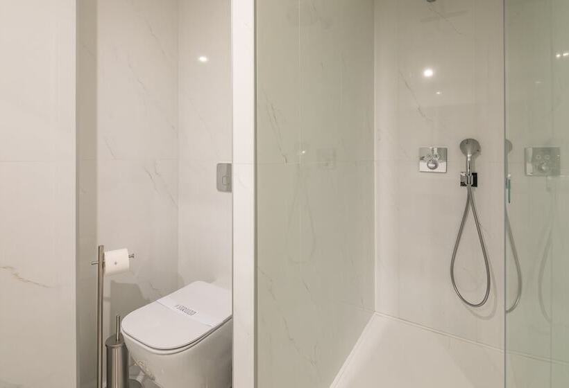 هتل Porto River Infante