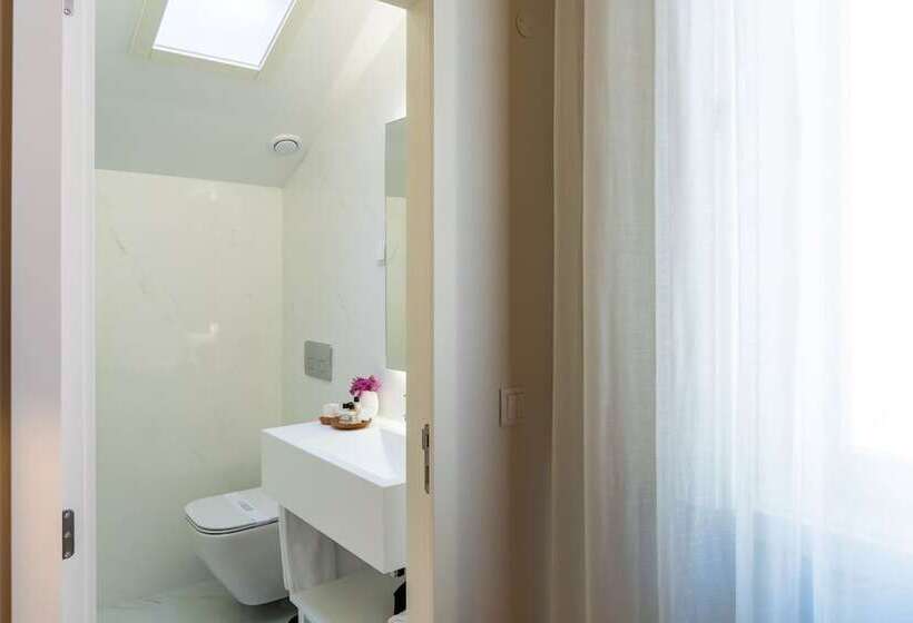 هتل Porto River Infante