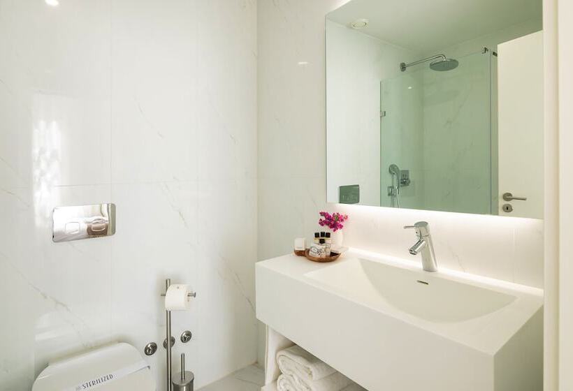 هتل Porto River Infante