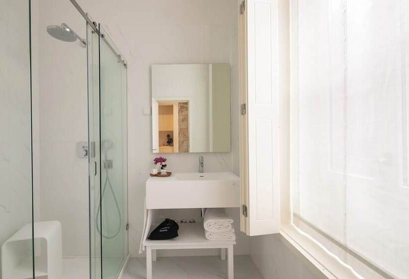 هتل Porto River Infante