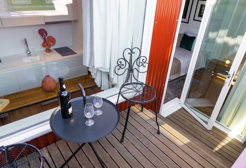 هتل Porto River Infante