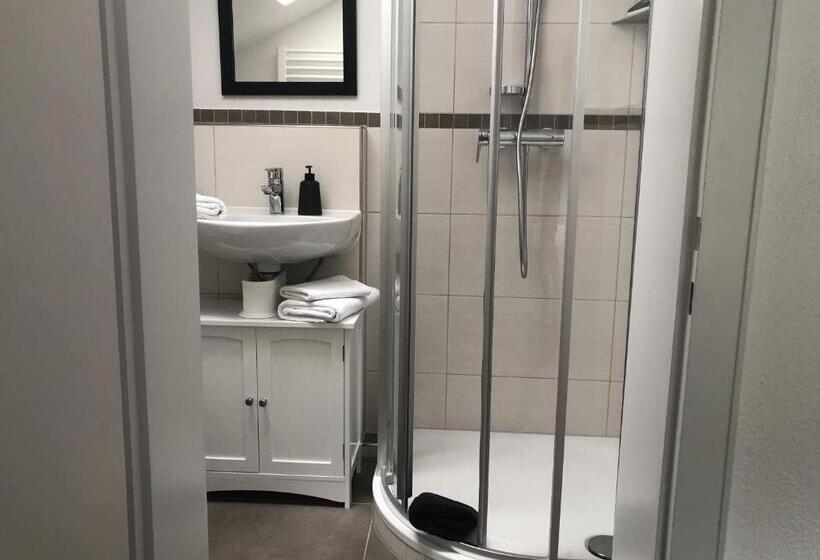 Pension Und Ferienwohnung Frech