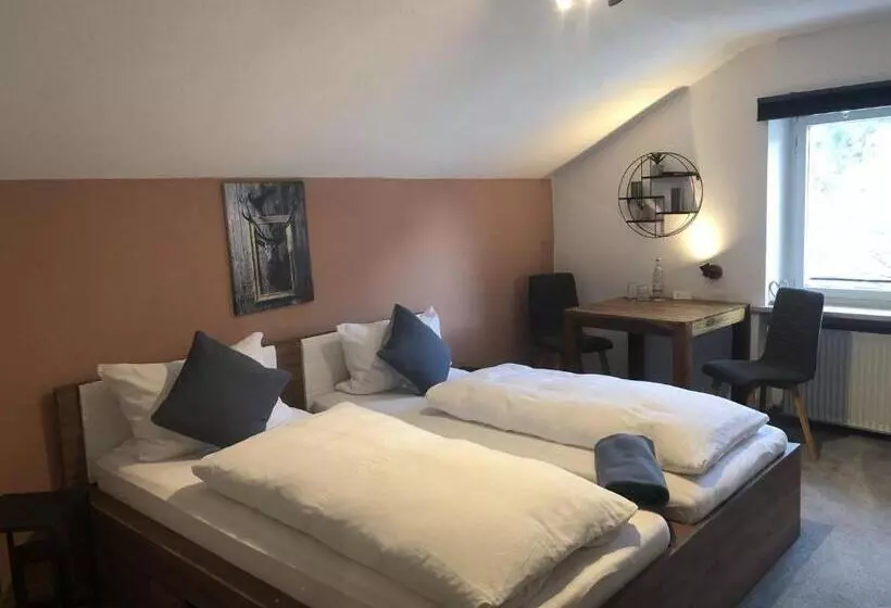 Pension Und Ferienwohnung Frech