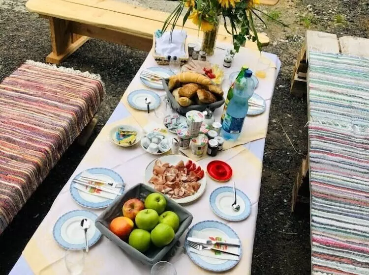 Rösslgut Bed & Breakfast