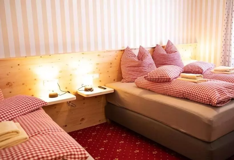 Rösslgut Bed & Breakfast