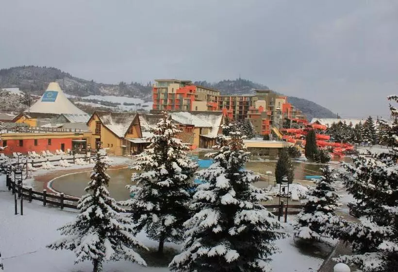 Bešeňová Gino Paradise Apartments With Aquapark