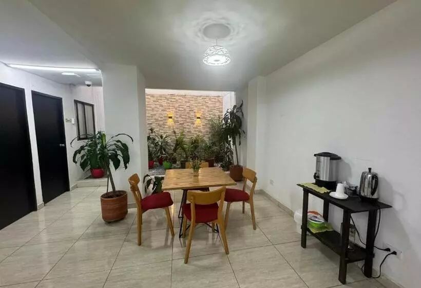 هتل Mar Inn Cali