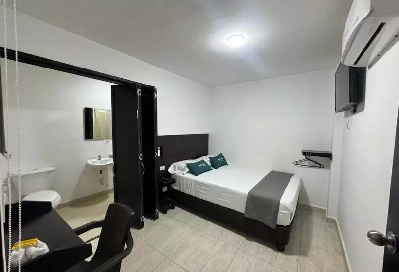هتل Mar Inn Cali