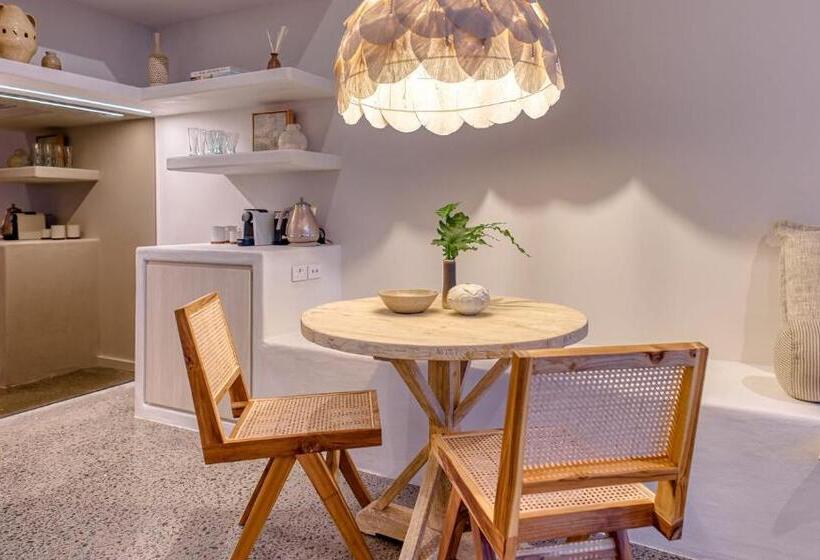 Отель Imperial Boutique Accommodation