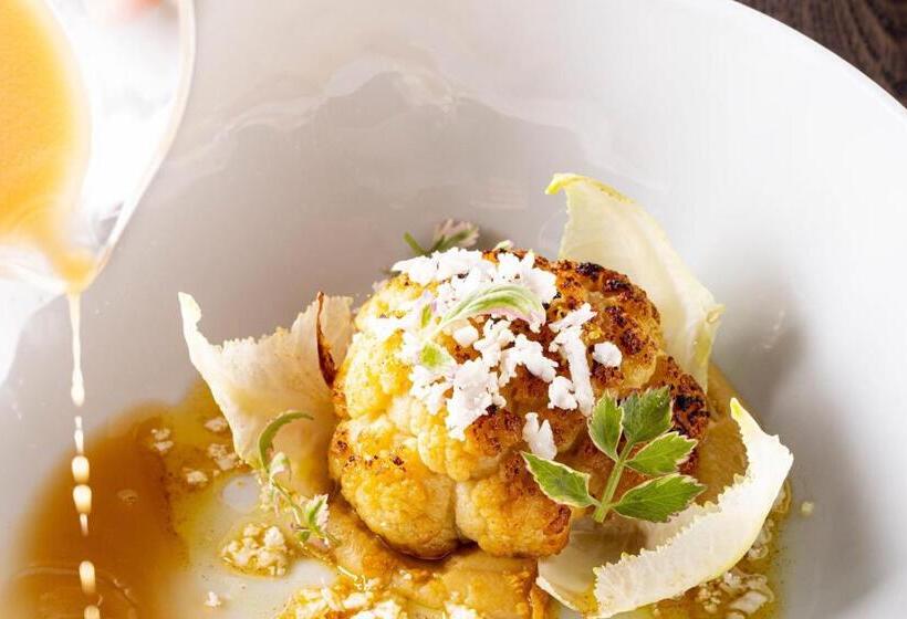 هتل Sapphire House Antwerp, Autograph Collection