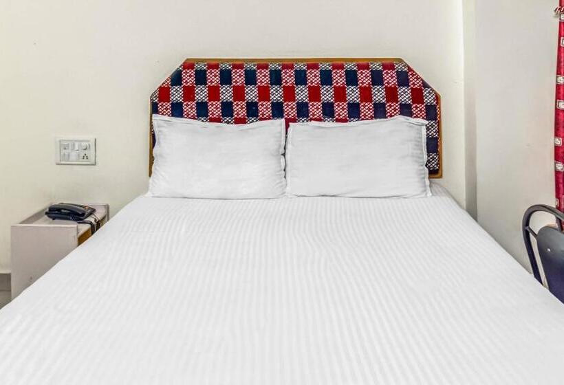 בית מלון כפרי Spot On Swarna Mayuri