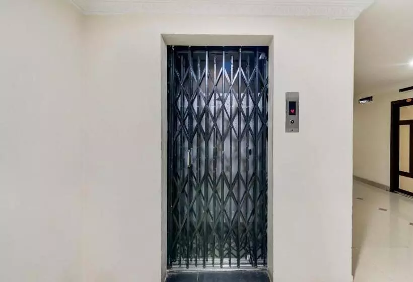 Hotelli Spot On Swarna Mayuri