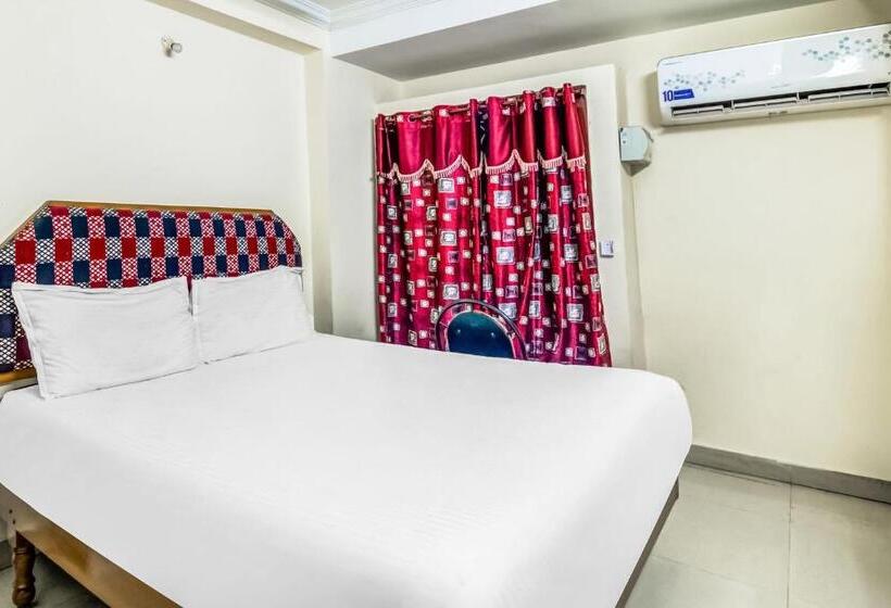 בית מלון כפרי Spot On Swarna Mayuri