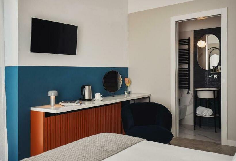 Отель Volante Urban Design