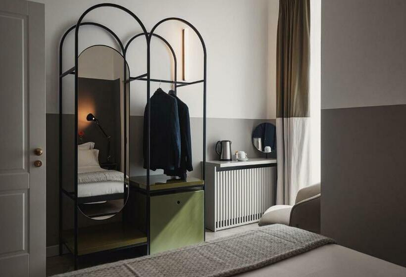 Отель Volante Urban Design