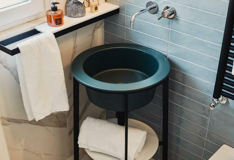 Отель Volante Urban Design