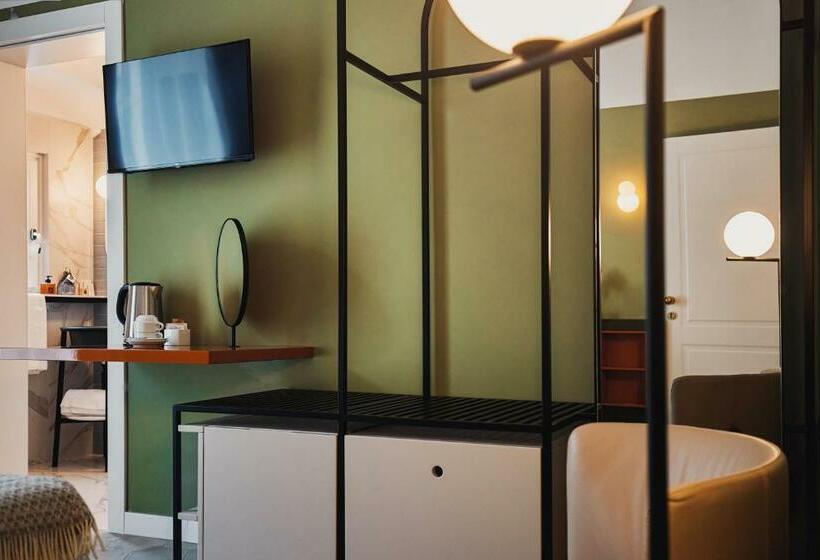 Отель Volante Urban Design