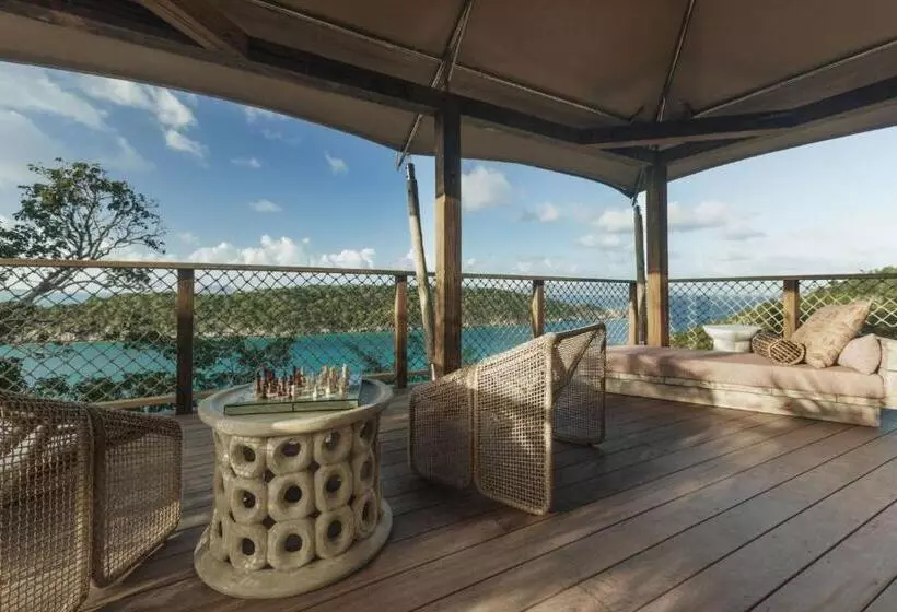 Lovango Resort And Beach Club