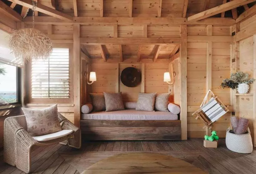 Lovango Resort And Beach Club