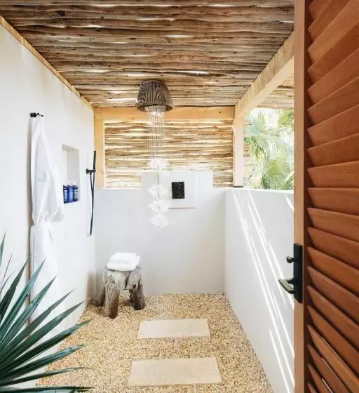 Lovango Resort And Beach Club