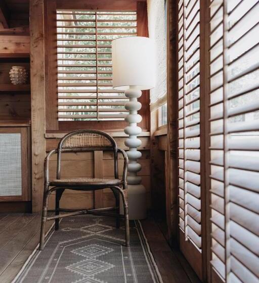 Lovango Resort And Beach Club