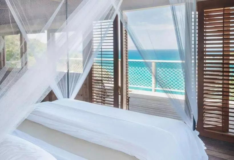 Lovango Resort And Beach Club