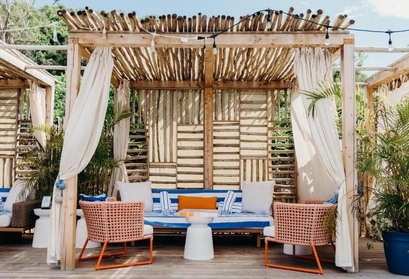 Lovango Resort And Beach Club