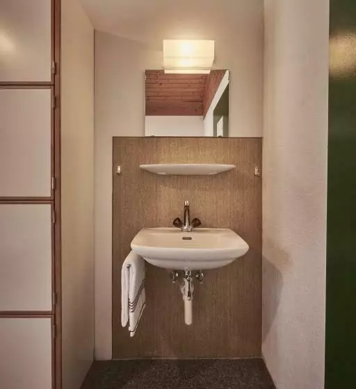 Alpine Base Hostel   Adults Only