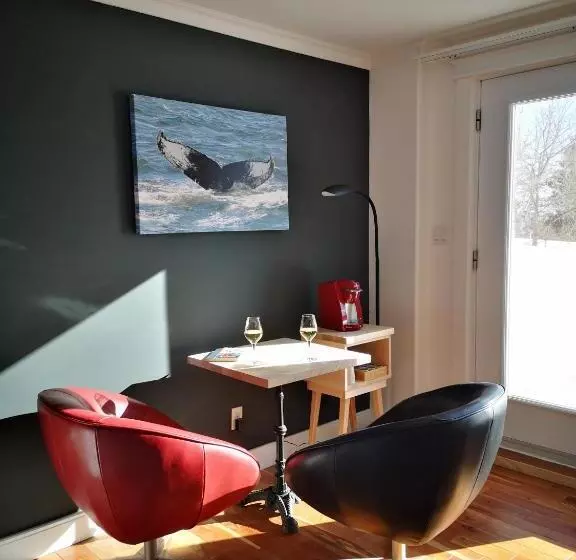 Aamiaismajoitus (B&B) Au Cachalot Caché Le Gîte Hôtel