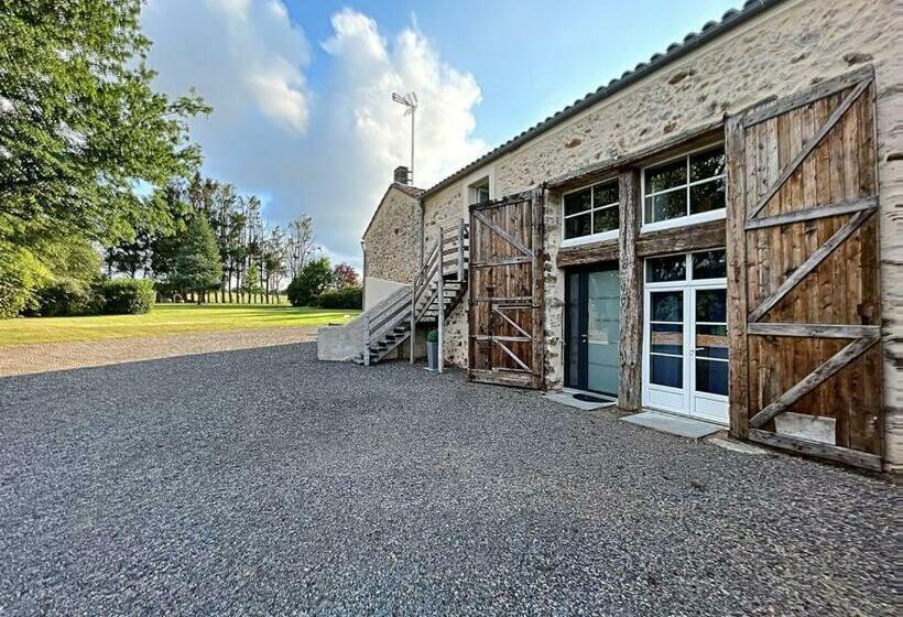 住宿加早餐  Chambre D Hôtes La Bardinière