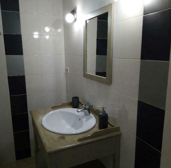 住宿加早餐  Chambre D Hôtes La Bardinière