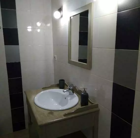 ベッドアンドブレックファースト Chambre D Hôtes La Bardinière