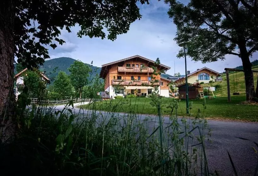 تختخواب و صبحانه Haus Obermühle