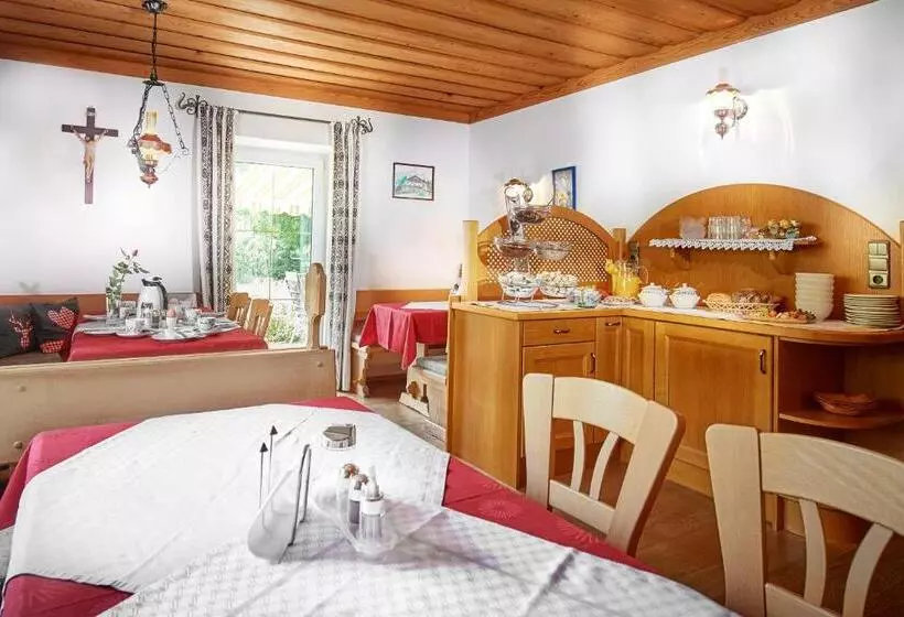 تختخواب و صبحانه Haus Obermühle