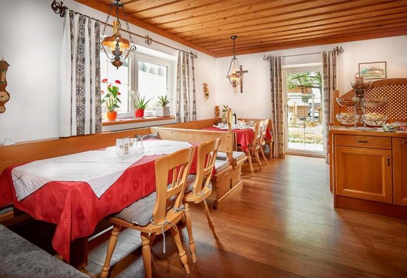 ベッドアンドブレックファースト Haus Obermühle