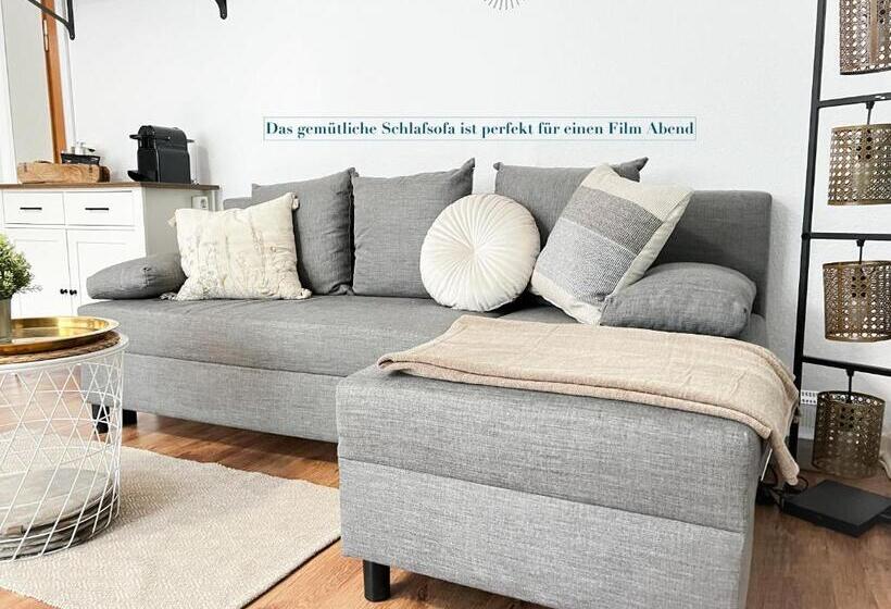 住宿加早餐  Modern Room With Netflix In Porta Westfalica