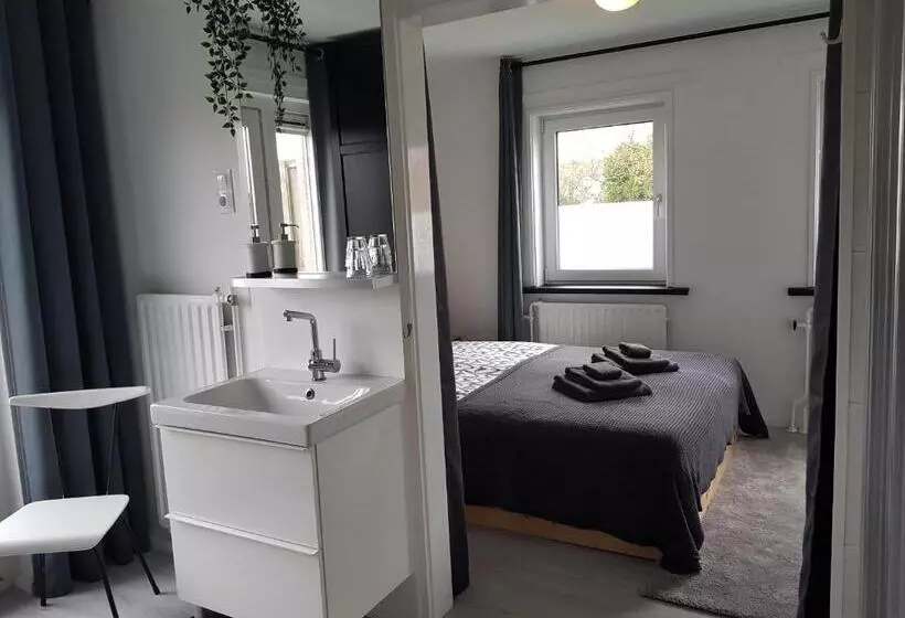 ベッドアンドブレックファースト Sportpension Heartstay